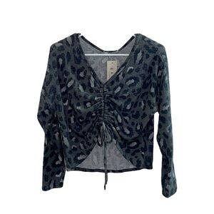 NWT Women’s Grey Leopard Print Drawstring Cropped Sweater